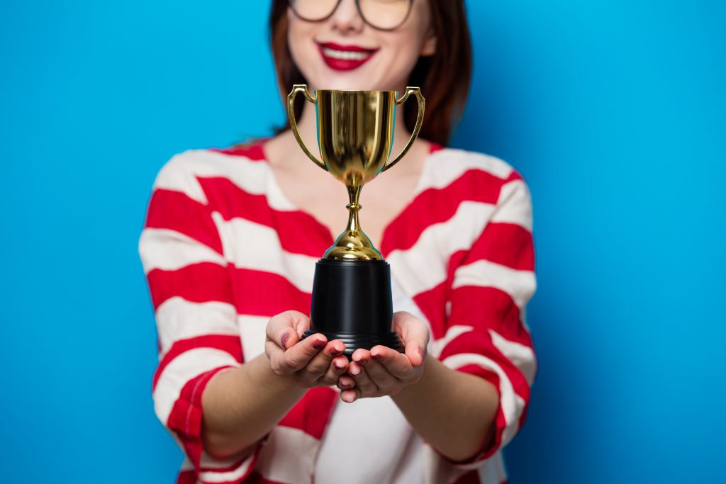 Choosing the Best Engraved Cups for Teams, Schools and Special Events
